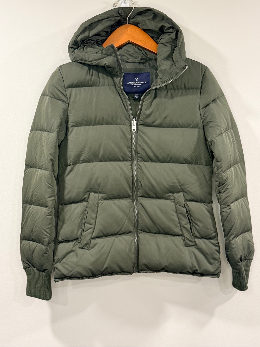 American Eagle Outfitters Womens Hooded Olive Puffer Jacket Size XS